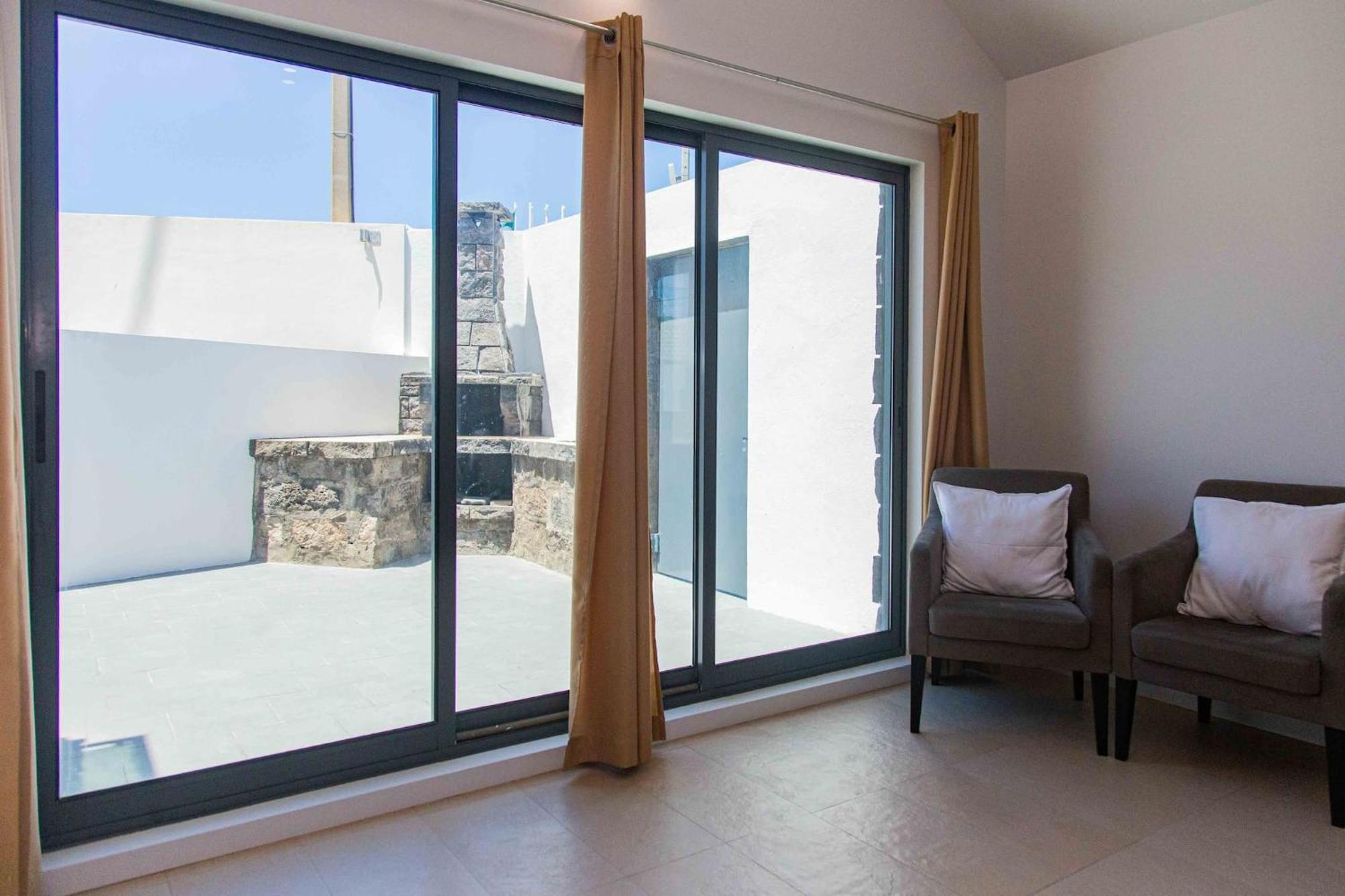Mosteiros Beach House Exteriér fotografie